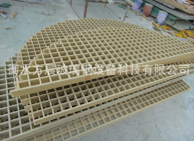 ������դ